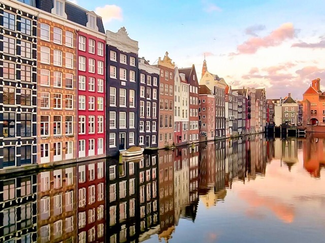 Amsterdam - cudowna lekkość bytu